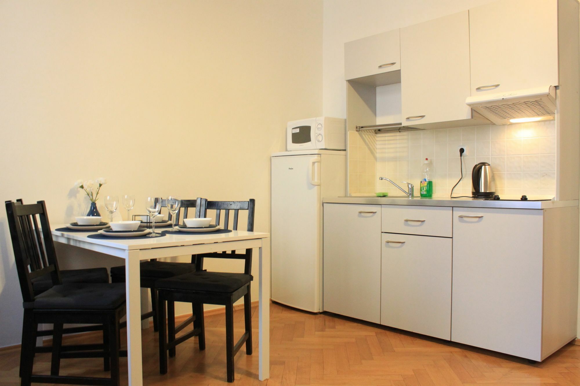 Nejedleho Apartmeet Praag Buitenkant foto