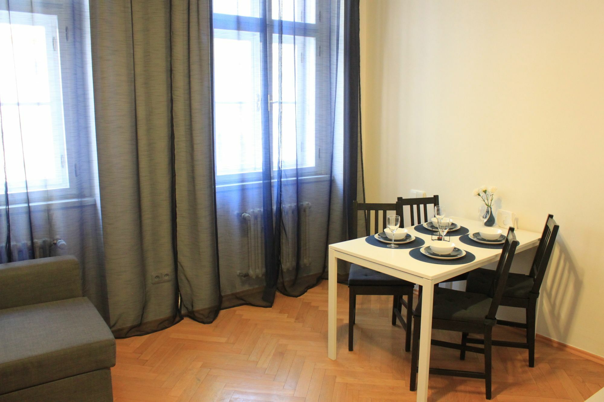 Nejedleho Apartmeet Praag Buitenkant foto